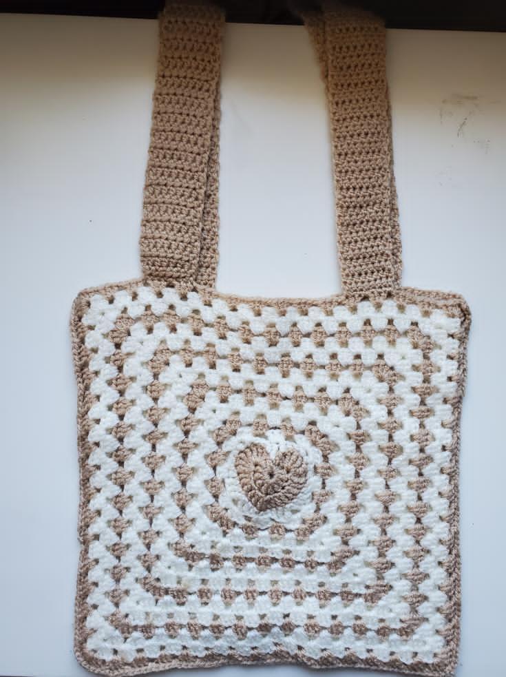 Tot-bag coeur marron clair